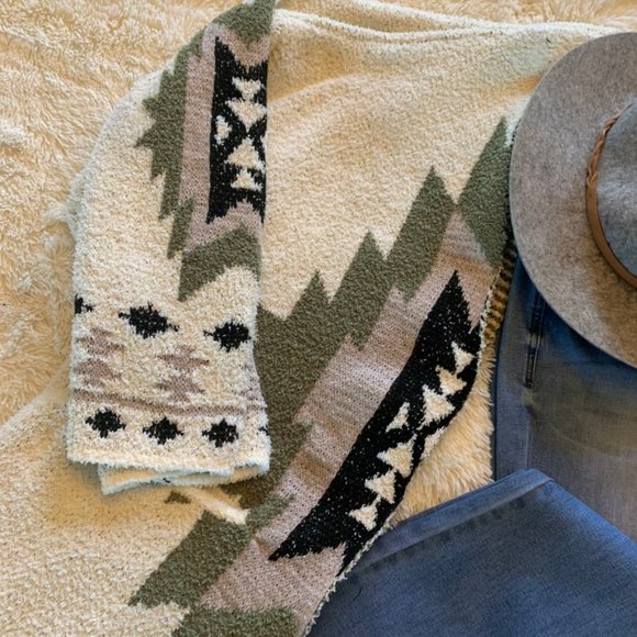 New Aztec Oversized Cardigan Sweater Coat - Picture 3 of 15